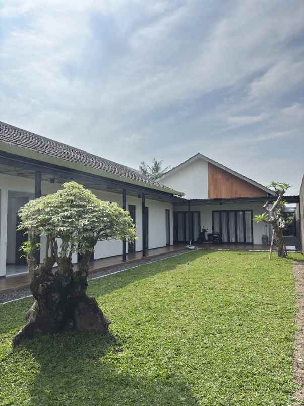 dijual rumah premium dan luas di jakal ngaglik