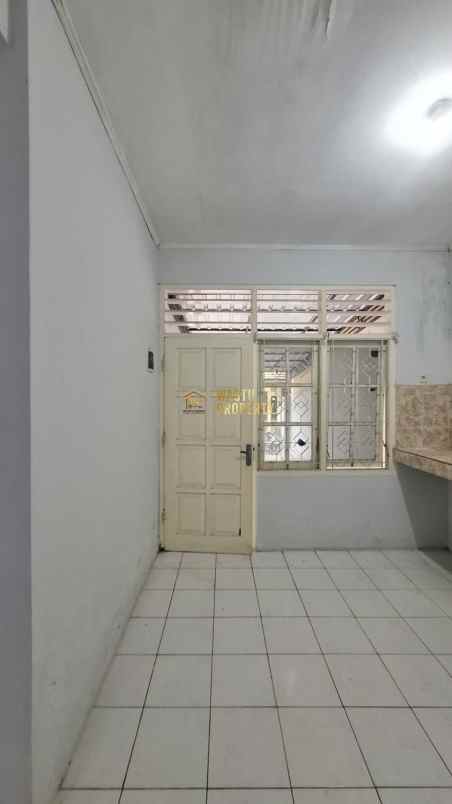dijual rumah purwomartani kalasan