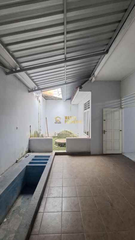 dijual rumah purwomartani kalasan