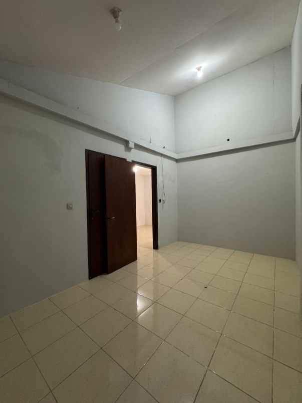 dijual rumah radio dalam