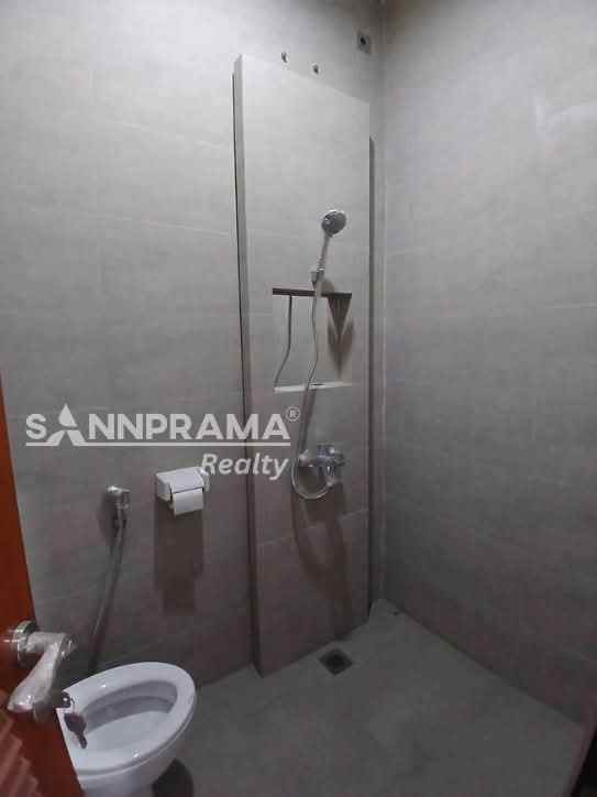 dijual rumah rangkapan jaya pancoran mas