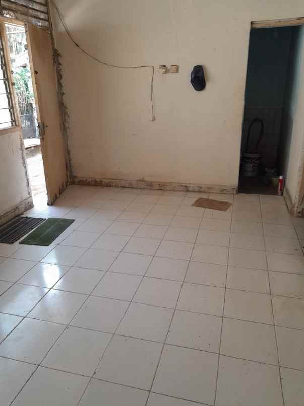 dijual rumah rawamangun muka