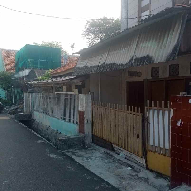 dijual rumah rawamangun muka