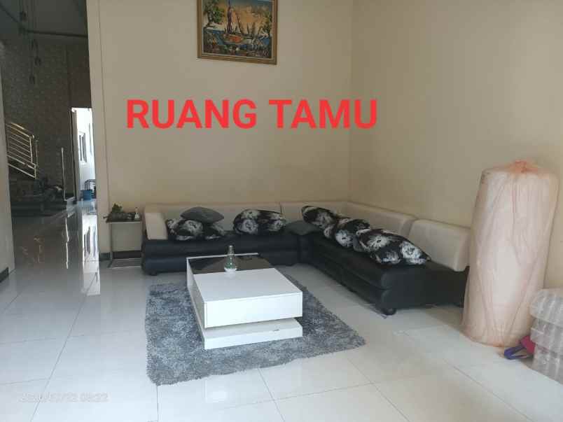 dijual rumah sambisari surabaya