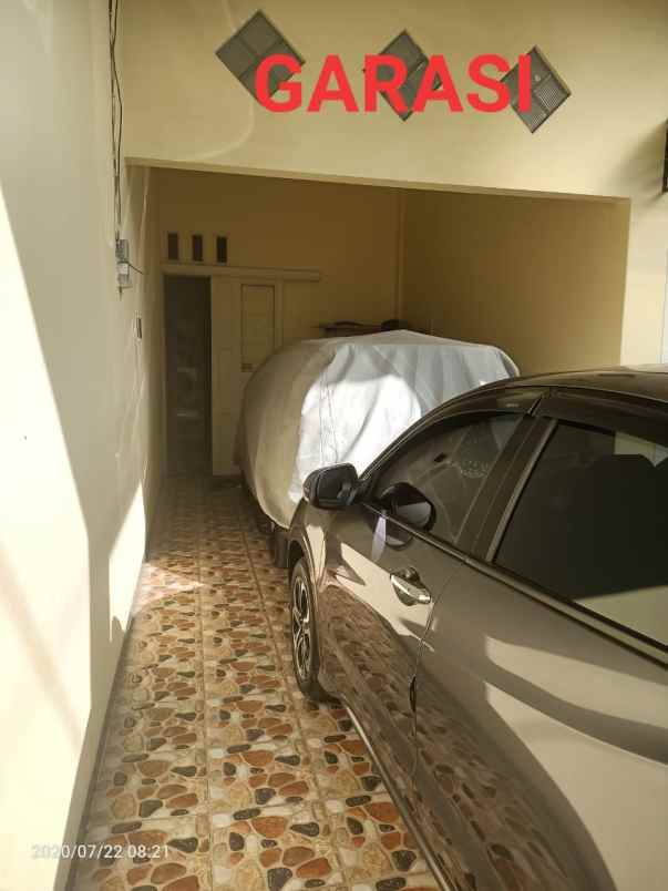 dijual rumah sambisari surabaya