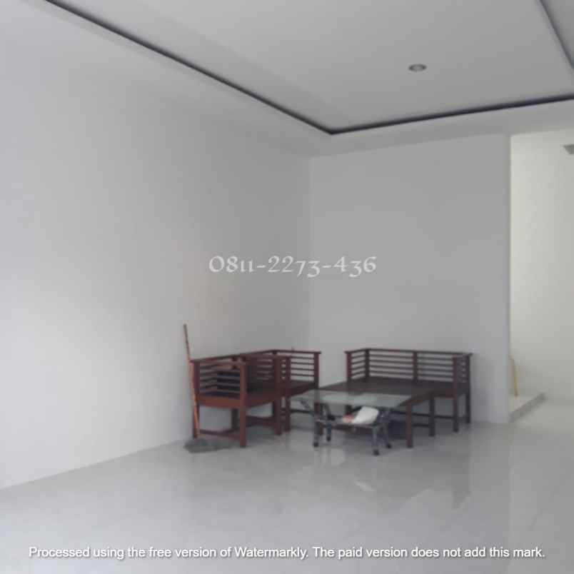 dijual rumah sarijadi