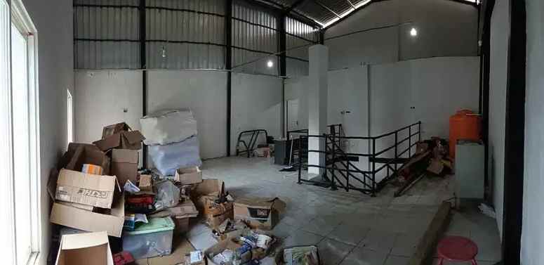 dijual rumah satelit