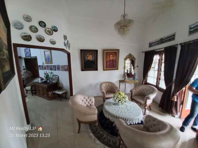 dijual rumah sayap riau bandung kota