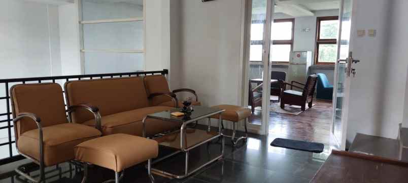 dijual rumah sayap setiabudi