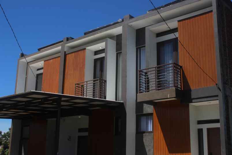 dijual rumah soekarno hatta kodya