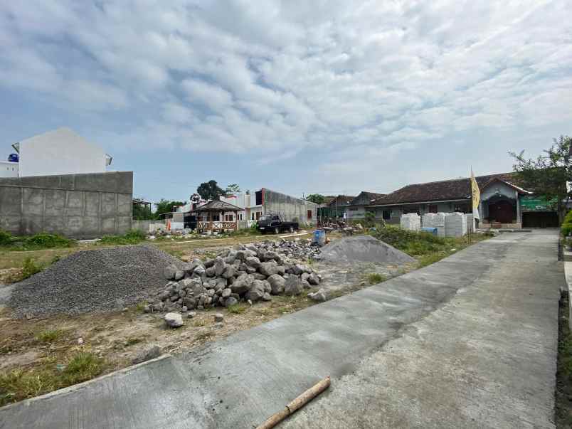 dijual rumah solodiran manisrenggo