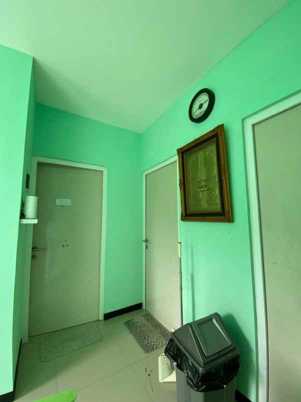 dijual rumah springhills sawojajar