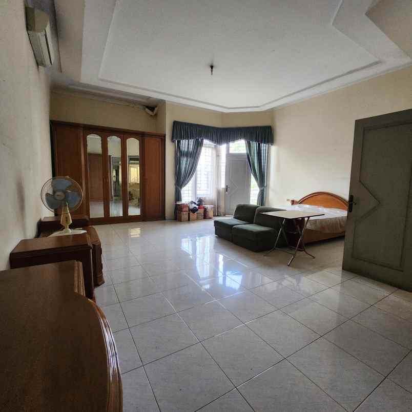 dijual rumah sunter indah