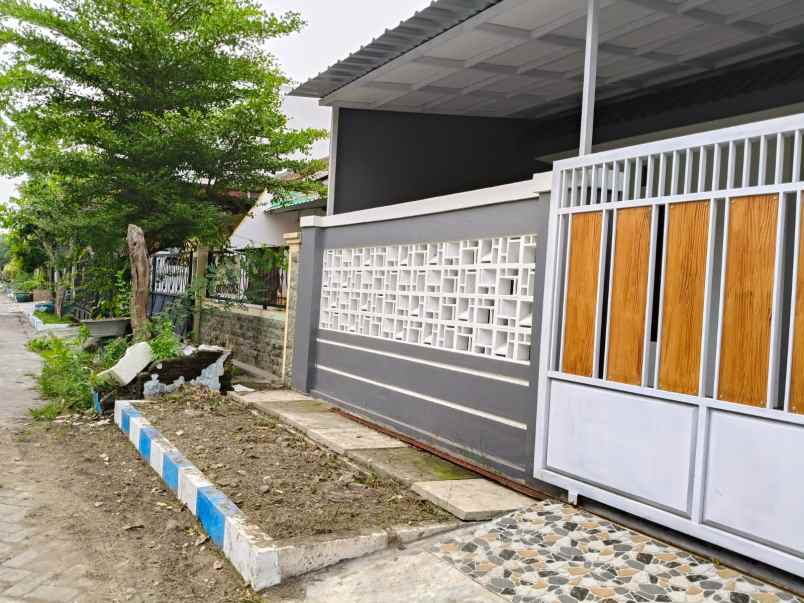 dijual rumah surya asri buduran