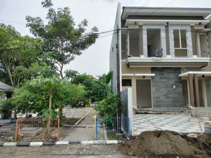 dijual rumah sutorejo prima indah