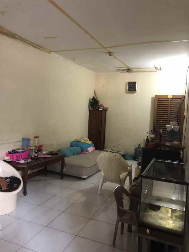 dijual rumah taman nyiur