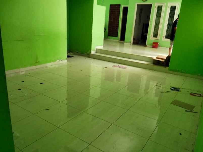 dijual rumah taman pinang indah