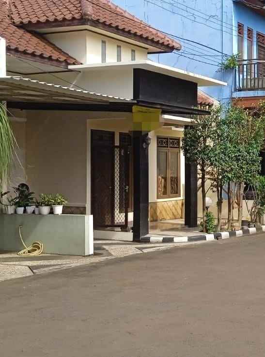 dijual rumah tanjung barat townhouse