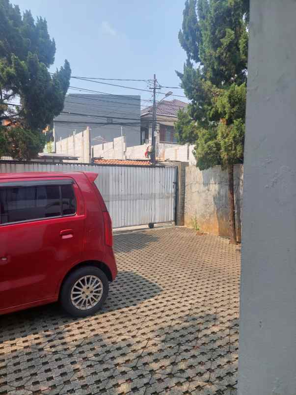 dijual rumah tegal parang kec mampang