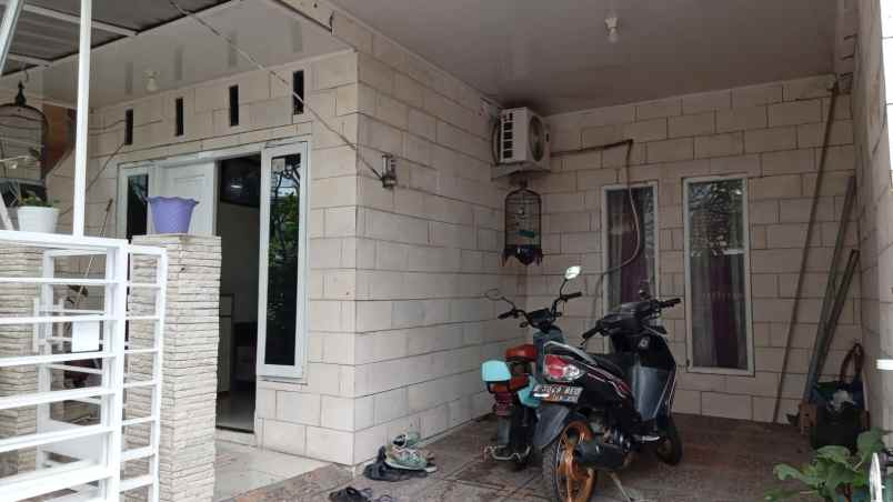 dijual rumah telagamas blok k