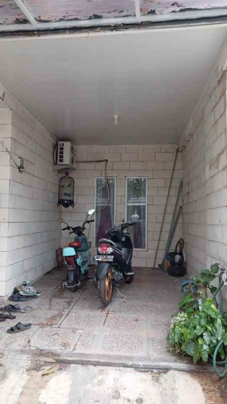 dijual rumah telagamas blok k