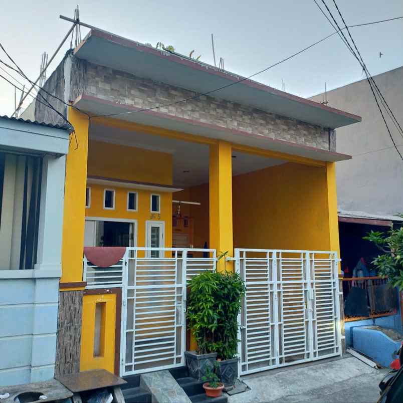 dijual rumah teluk pucung bekasi kota