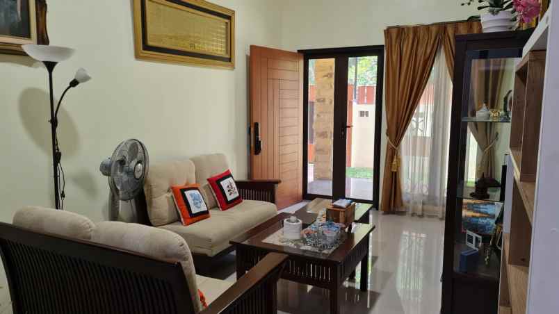 dijual rumah tembalang semarang