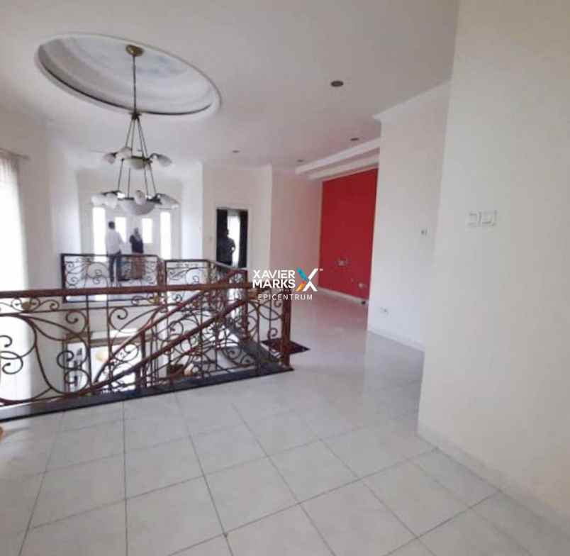 dijual rumah tenggilis utara siap huni sudah renovasi