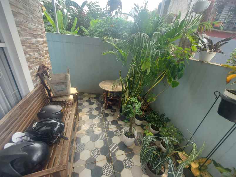 dijual rumah vila cilodong permai