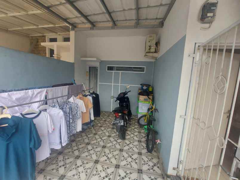 dijual rumah vila cilodong permai