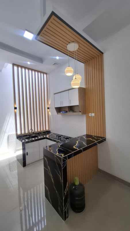 dijual rumah villa gading harapan bekasi