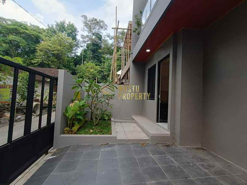 dijual rumah widodomartani