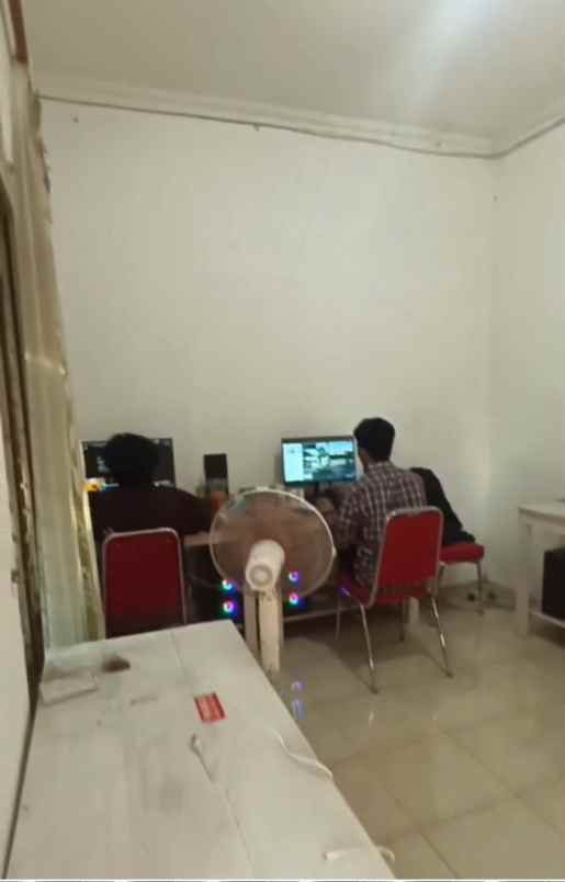 dijual rumah wirokerten