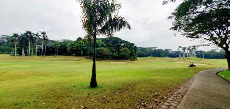 dijual tanah bukit golf