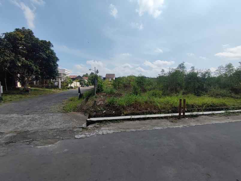 dijual tanah jl kaliurang km 10