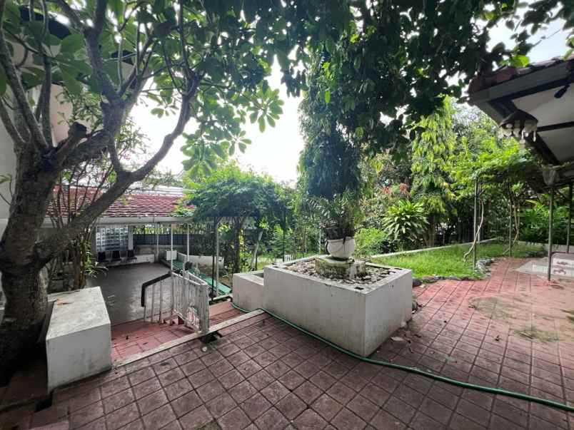 dijual tanah komersil lingkungan villa canggu