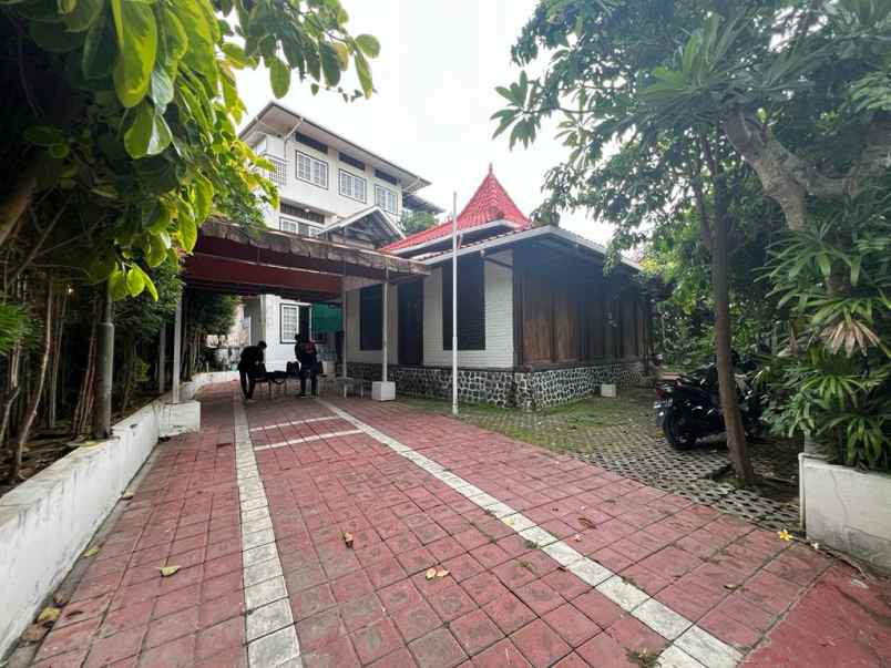 dijual tanah komersil lingkungan villa canggu