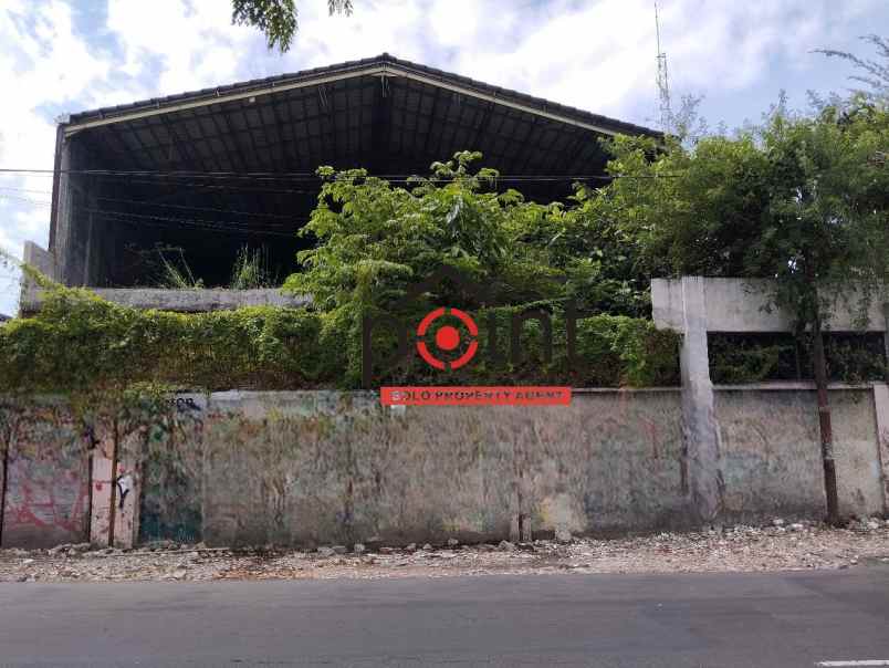 dijual tanah mangkubumen banjarsari