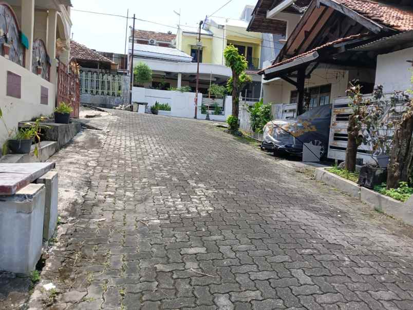dijual tanah perumahan sinar waluyo