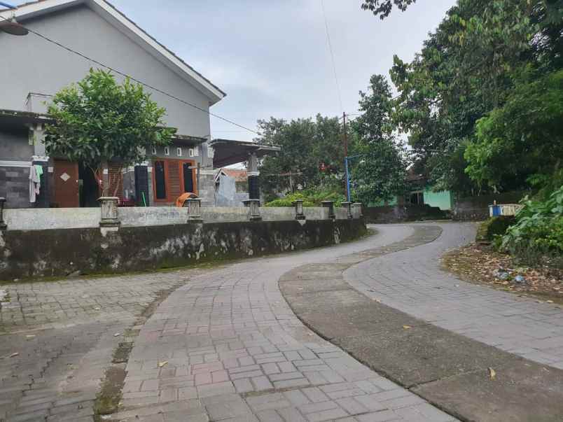 dijual tanah sardonoharjo kec ngaglik