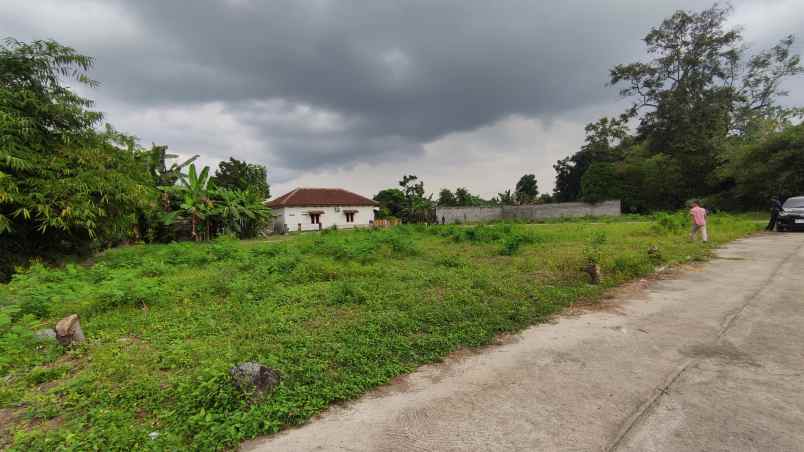 dijual tanah sorogenen ii purwomartani