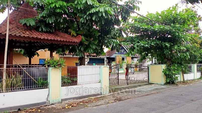 dijual tanah surosutan umbulharjo kota