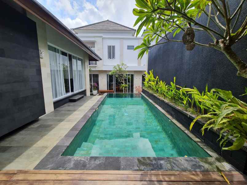 dijual villa baru lantai 2 lokasi kayutulang canggu