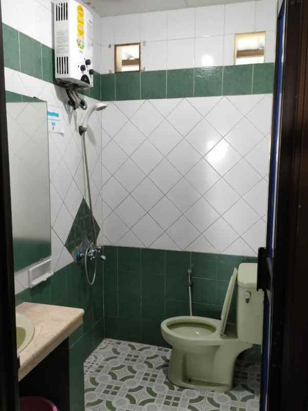 dijual villa istana bunga lembang fully furnished