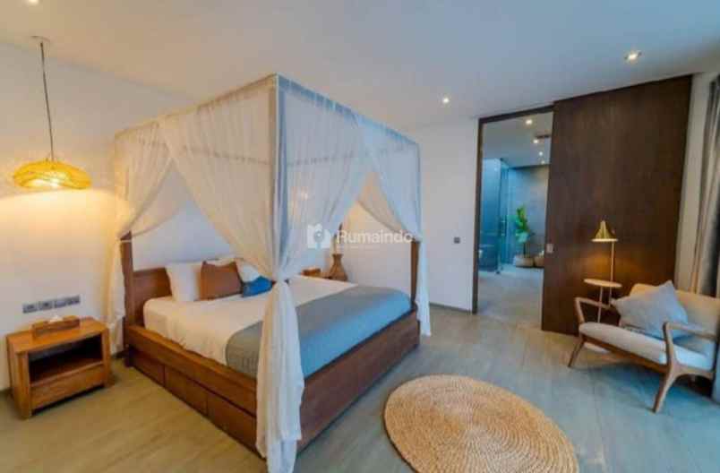 dijual villa jalan utama babakan cangu bali
