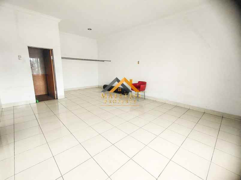 dijual villa komplek cemara asri jalan