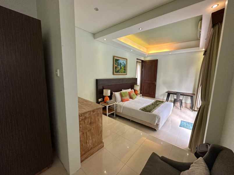 dijual villa lantai 2 lokasi tumbak bayuh canggu