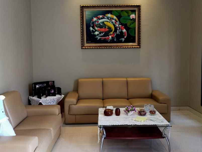 dijual villa siap huni komplek mutiara residence medan