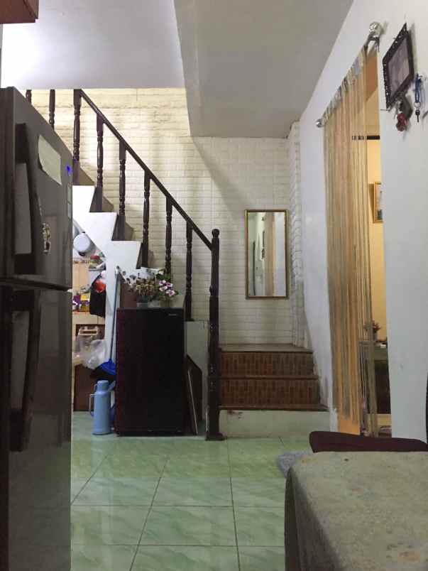 dijualcepat rumah 2 lantai cluster segovia citra raya