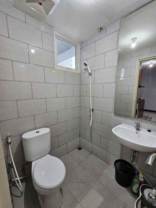 disewakan apartemen laguna kejawan putih